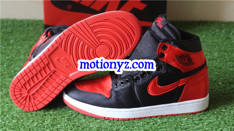 Authentic Air Jordan 1 Retro Satin Banned